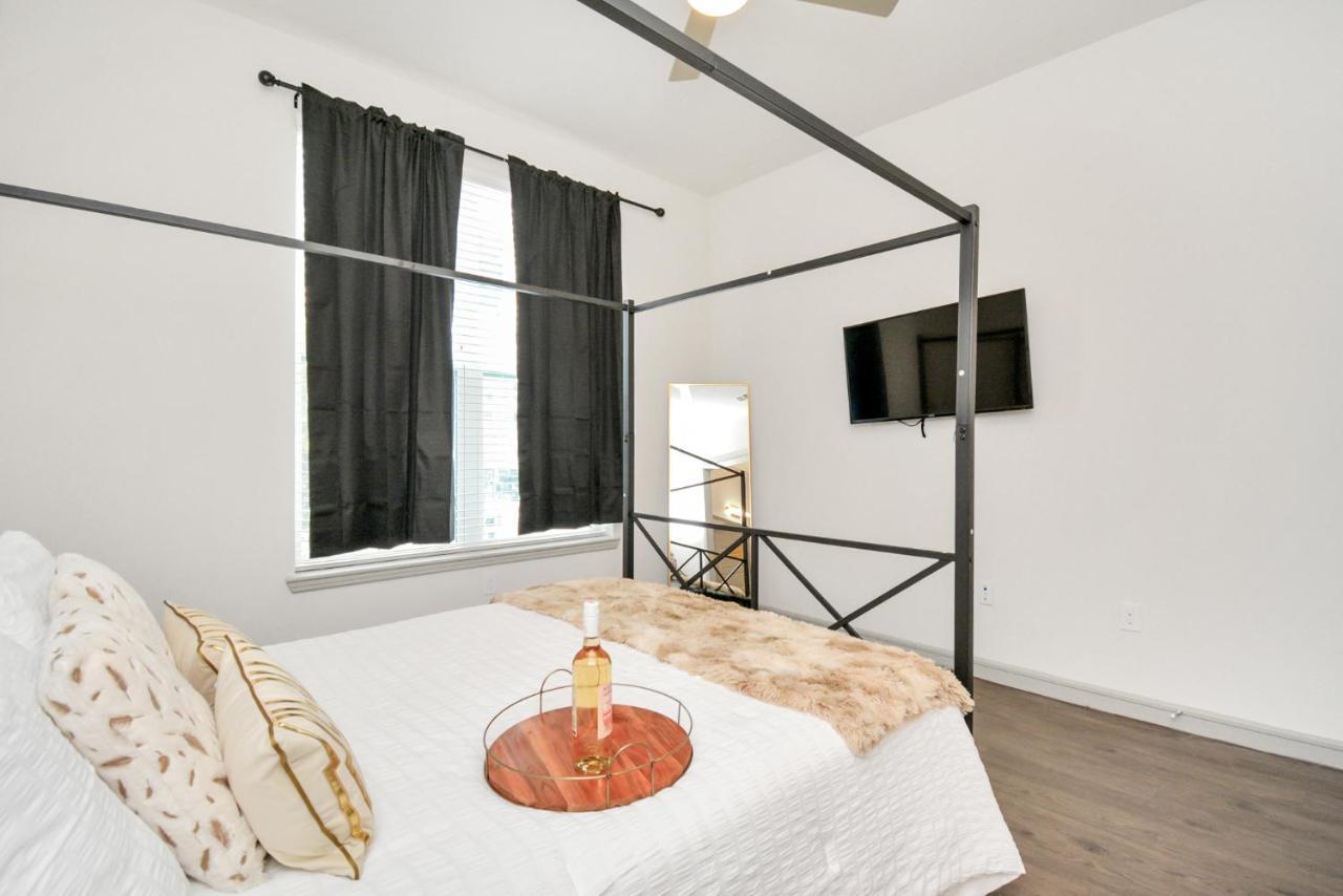 Elan Maison Smart Hub In The Heart Of Downtown Houston Apartment ภายนอก รูปภาพ